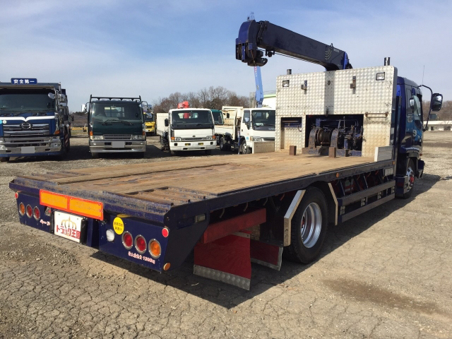 いすゞフォワードセルフクレーン3段増トン（6t・8t）[写真02]