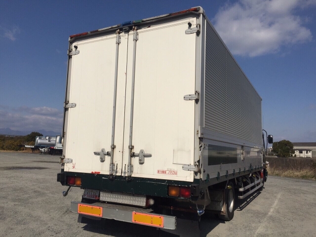 いすゞフォワードアルミウイング中型（4t）[写真02]