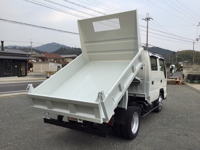 日産アトラスダブルキャブ・ダンプ小型（2t・3t）[写真02]