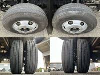 いすゞエルフ平ボディ小型（2t・3t）[写真17]