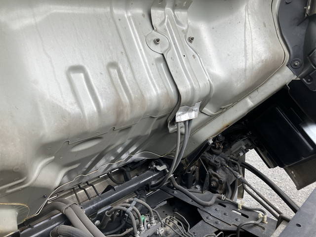 いすゞエルフ平ボディ小型（2t・3t）[写真21]