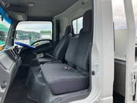 いすゞエルフ平ボディ小型（2t・3t）[写真27]