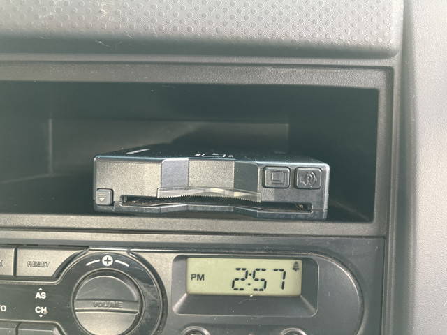 いすゞエルフ平ボディ小型（2t・3t）[写真34]