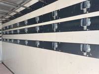 三菱ふそうキャンターアルミバン小型（2t・3t）[写真14]