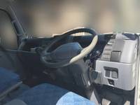 三菱ふそうキャンターアルミバン小型（2t・3t）[写真25]