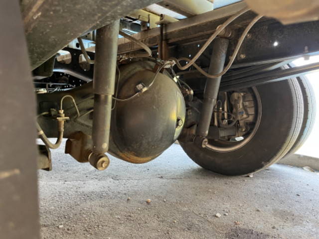 日野デュトロ平ボディ小型（2t・3t）[写真18]