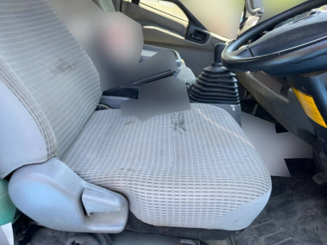 日野デュトロ平ボディ小型（2t・3t）[写真22]