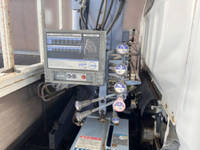 三菱ふそうキャンタークレーン3段小型（2t・3t）[写真12]