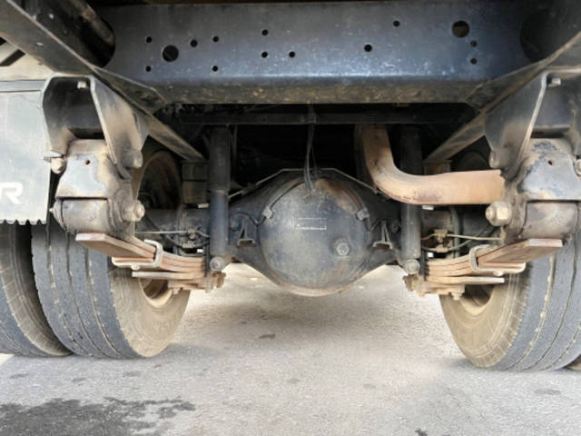 三菱ふそうキャンタークレーン3段小型（2t・3t）[写真24]