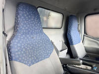 三菱ふそうキャンタークレーン3段小型（2t・3t）[写真26]