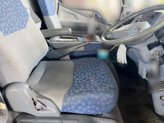 三菱ふそうキャンタークレーン3段小型（2t・3t）[写真27]