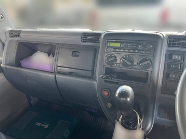 三菱ふそうキャンタークレーン3段小型（2t・3t）[写真30]