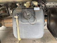 三菱ふそうキャンターアルミバン小型（2t・3t）[写真17]