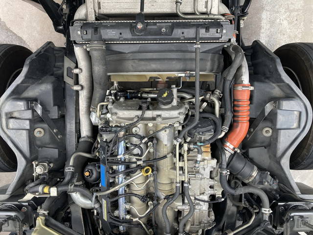 三菱ふそうキャンターアルミバン小型（2t・3t）[写真24]