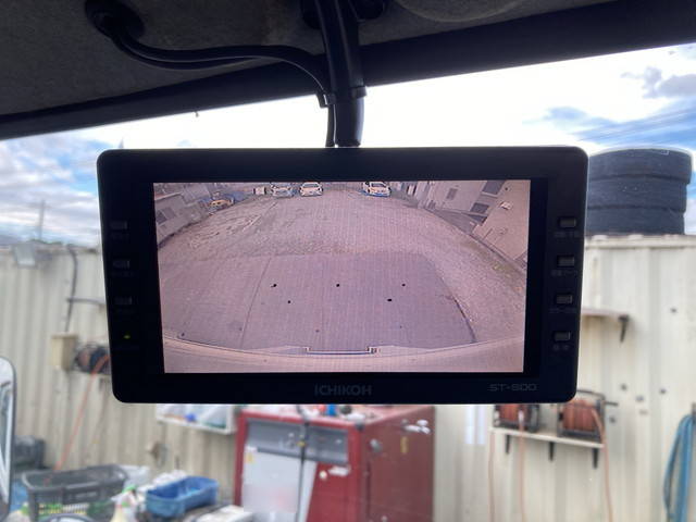 三菱ふそうキャンターアルミバン小型（2t・3t）[写真36]