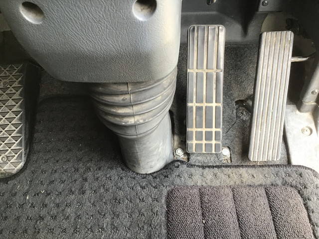 三菱ふそうスーパーグレートトレーラーヘッド（トラクターヘッド）大型（10t）[写真31]