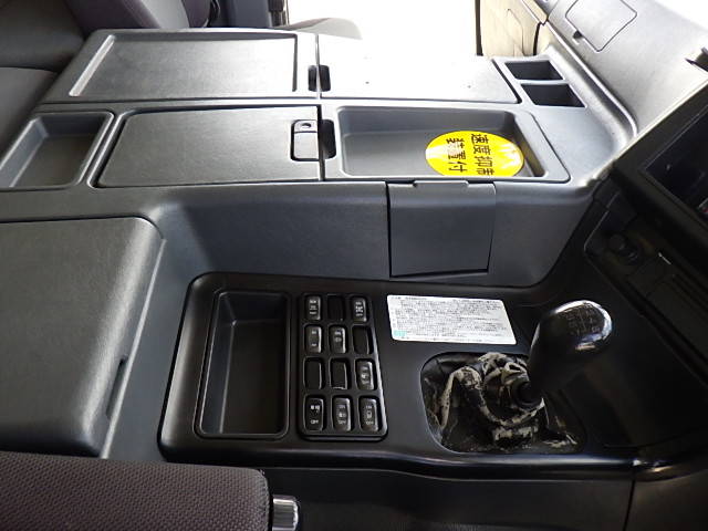 三菱ふそうスーパーグレートダンプ大型（10t）[写真27]