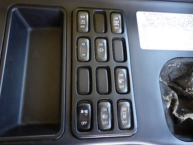 三菱ふそうスーパーグレートダンプ大型（10t）[写真28]