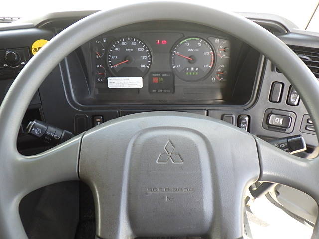 三菱ふそうスーパーグレートダンプ大型（10t）[写真31]