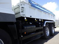 三菱ふそうスーパーグレートダンプ大型（10t）[写真17]