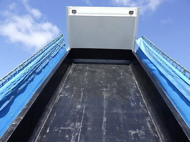 三菱ふそうスーパーグレートダンプ大型（10t）[写真08]