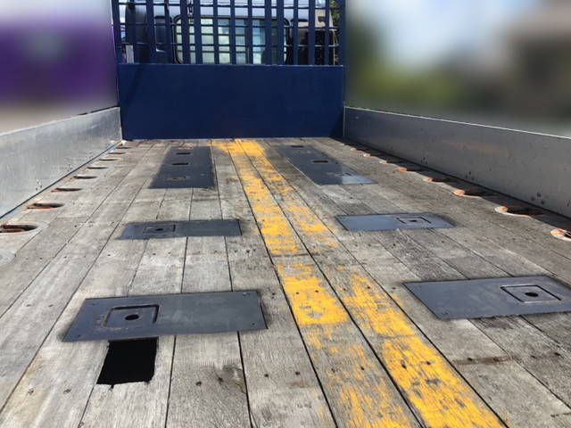 日野レンジャーアルミブロック中型（4t）[写真05]