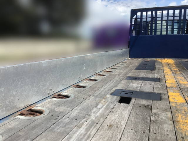 日野レンジャーアルミブロック中型（4t）[写真07]