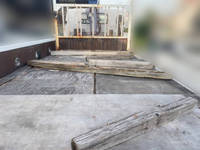 いすゞエルフクレーン4段小型（2t・3t）[写真08]