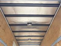 いすゞエルフアルミバン小型（2t・3t）[写真12]