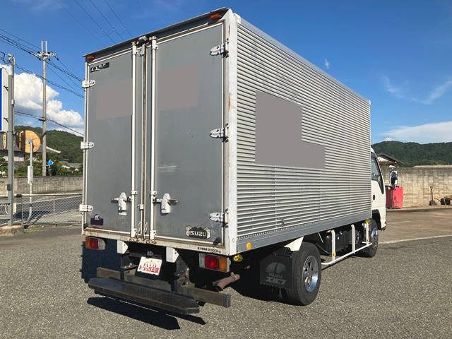 いすゞエルフアルミバン小型（2t・3t）[写真02]