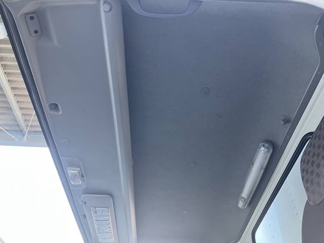 いすゞエルフアルミバン小型（2t・3t）[写真32]