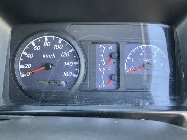 いすゞエルフアルミバン小型（2t・3t）[写真36]