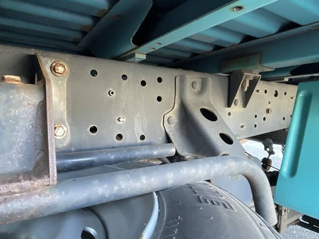 トヨタダイナ平ボディ小型（2t・3t）[写真13]