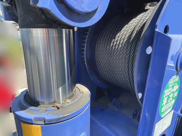 三菱ふそうキャンタークレーン4段小型（2t・3t）[写真13]