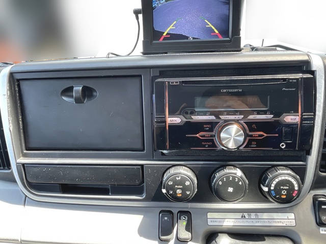 三菱ふそうキャンタークレーン4段小型（2t・3t）[写真34]