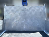 三菱ふそうキャンタークレーン4段小型（2t・3t）[写真09]