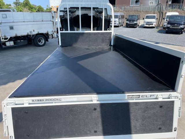 いすゞエルフ平ボディ小型（2t・3t）[写真08]