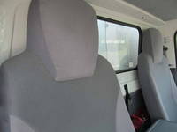 いすゞエルフ冷凍車（冷蔵車）小型（2t・3t）[写真08]