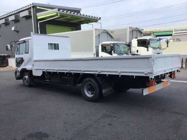 UDトラックスコンドル平ボディ中型（4t）[写真02]