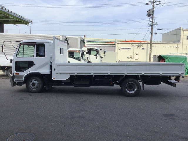 UDトラックスコンドル平ボディ中型（4t）[写真06]