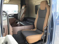 日野プロフィア冷蔵冷凍ウイング大型（10t）[写真27]