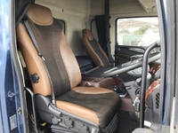 日野プロフィア冷蔵冷凍ウイング大型（10t）[写真28]