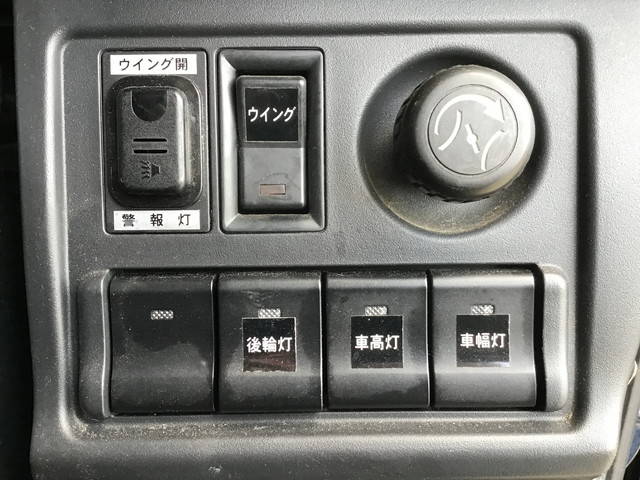 日野プロフィア冷蔵冷凍ウイング大型（10t）[写真36]