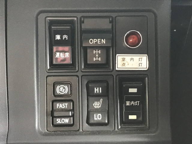 日野プロフィア冷蔵冷凍ウイング大型（10t）[写真37]