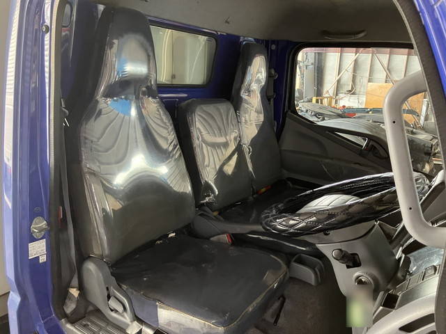 三菱ふそうキャンター冷凍車（冷蔵車）小型（2t・3t）[写真30]