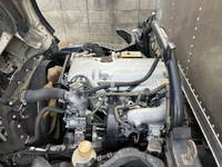 三菱ふそうキャンターアルミバン小型（2t・3t）[写真20]