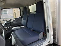 三菱ふそうキャンターアルミバン小型（2t・3t）[写真26]