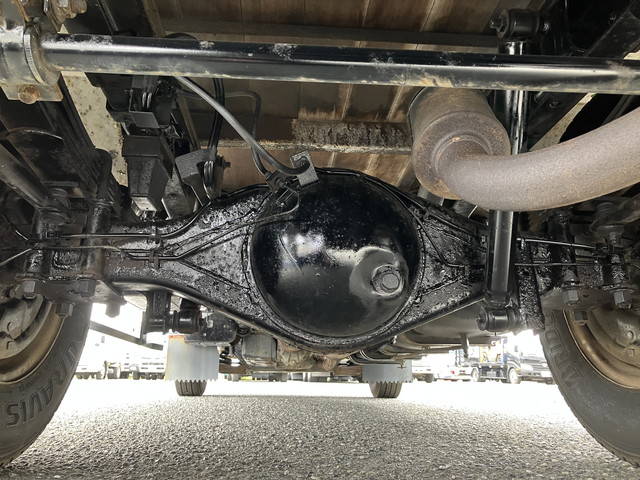 いすゞエルフオープントップバン小型（2t・3t）[写真23]