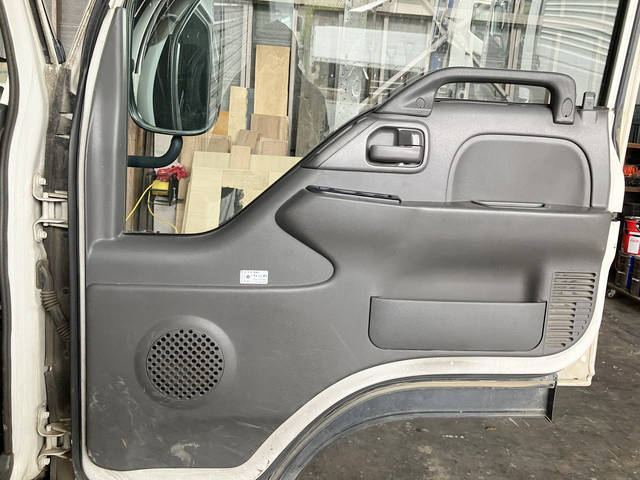 いすゞエルフオープントップバン小型（2t・3t）[写真26]