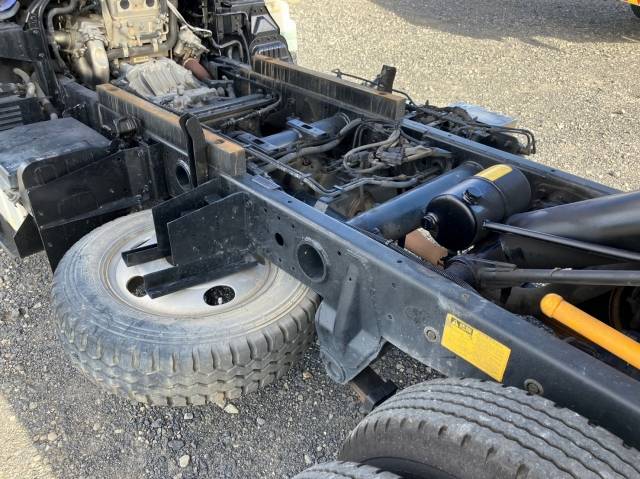 三菱ふそうキャンターダンプ小型（2t・3t）[写真15]